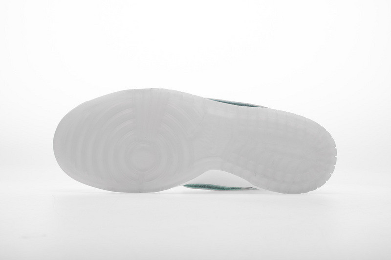 nike sb dunk low di*m*nd S*pply co white di*m*nd bv1310-100