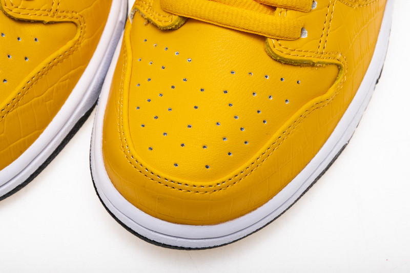nike dunk low pro og qs canary yellow bv1310-700