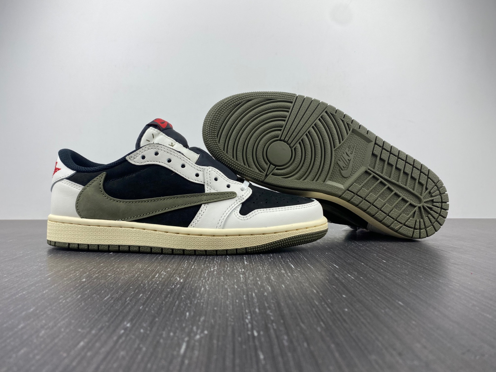 travis scott x air jordan 1 low og olive dz4137-106