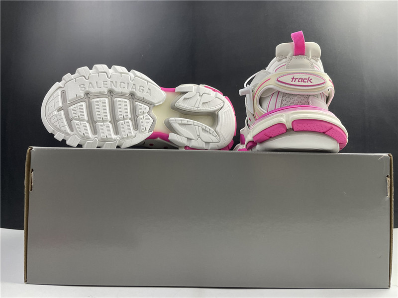 Ba*len*cia*ga track 3.0