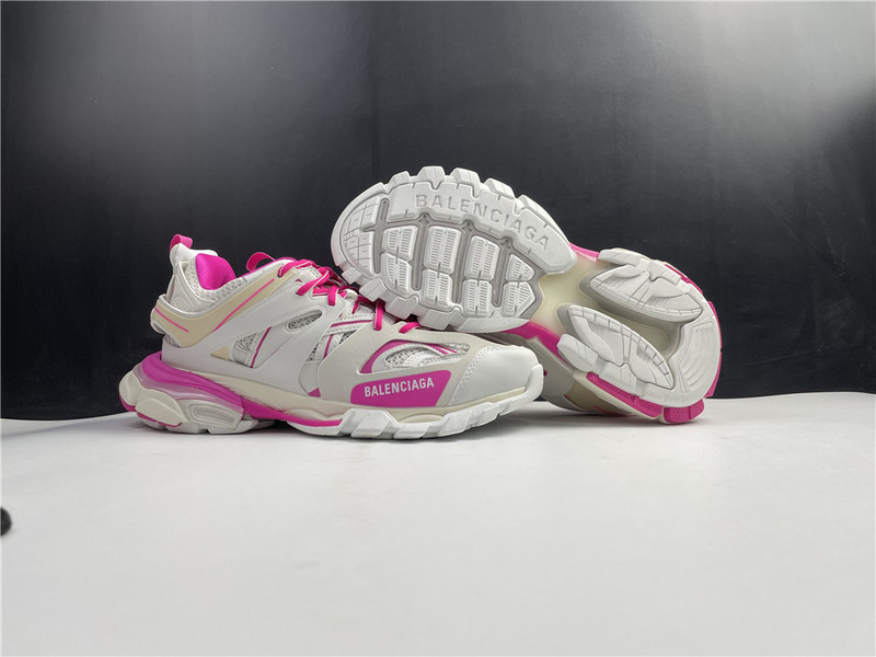 Ba*len*cia*ga track 3.0