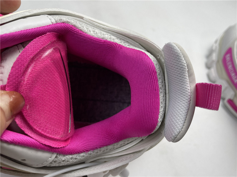 Ba*len*cia*ga track 3.0