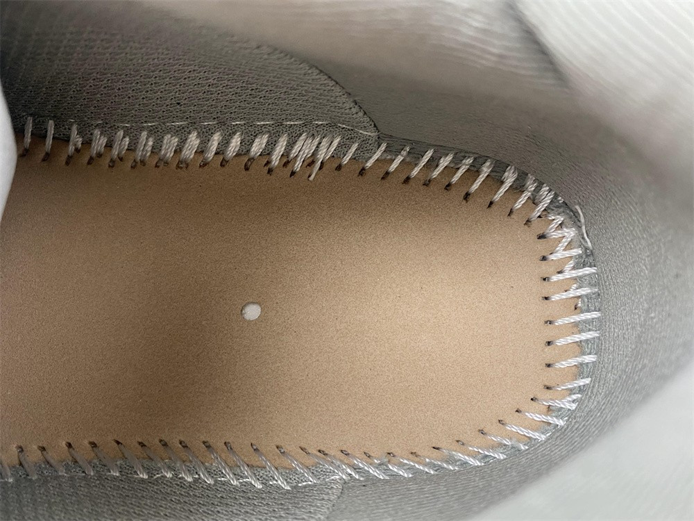 Ba*len*cia*ga defender sneaker