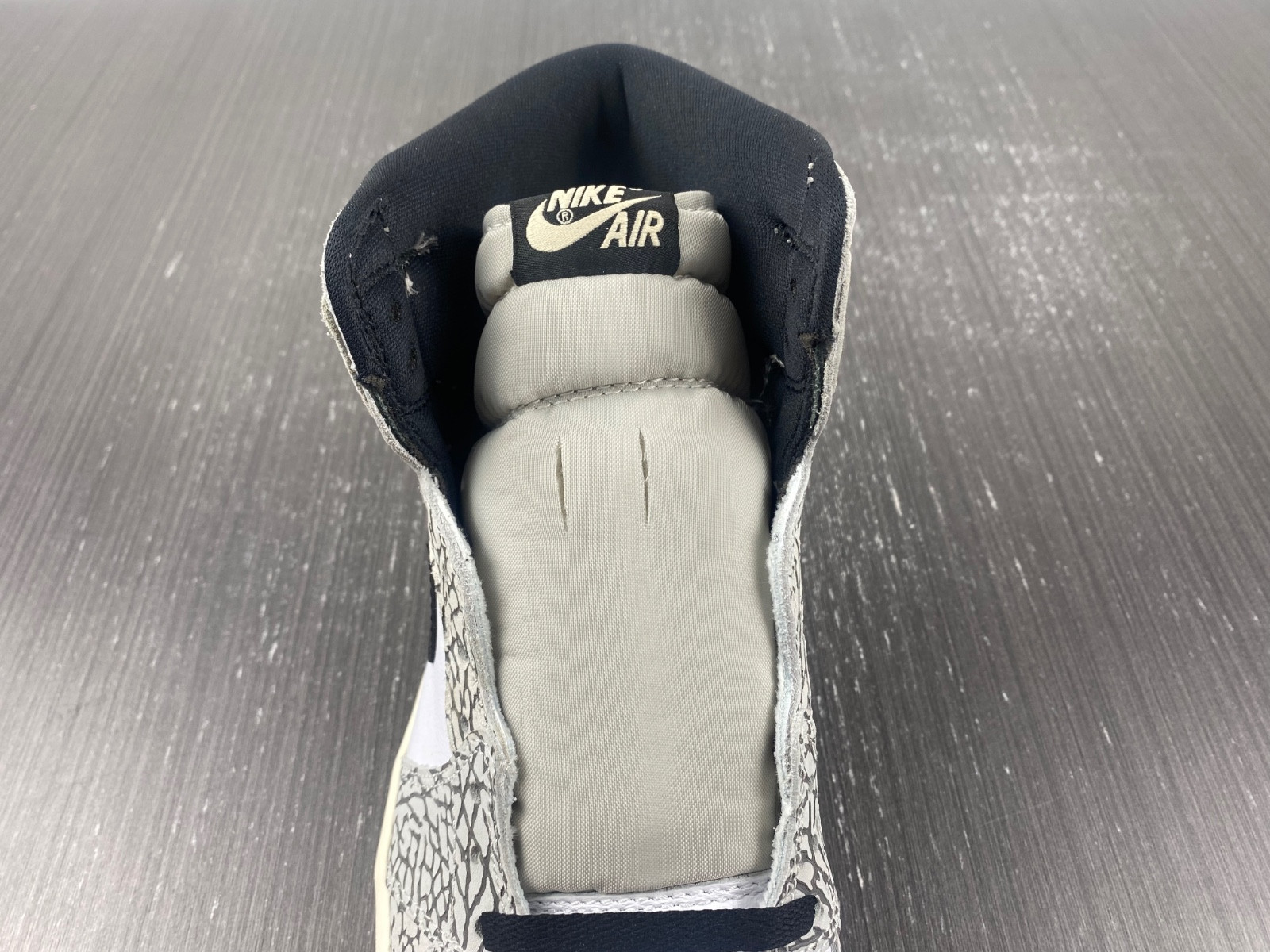 air jordan 1 white cement dz5485-052