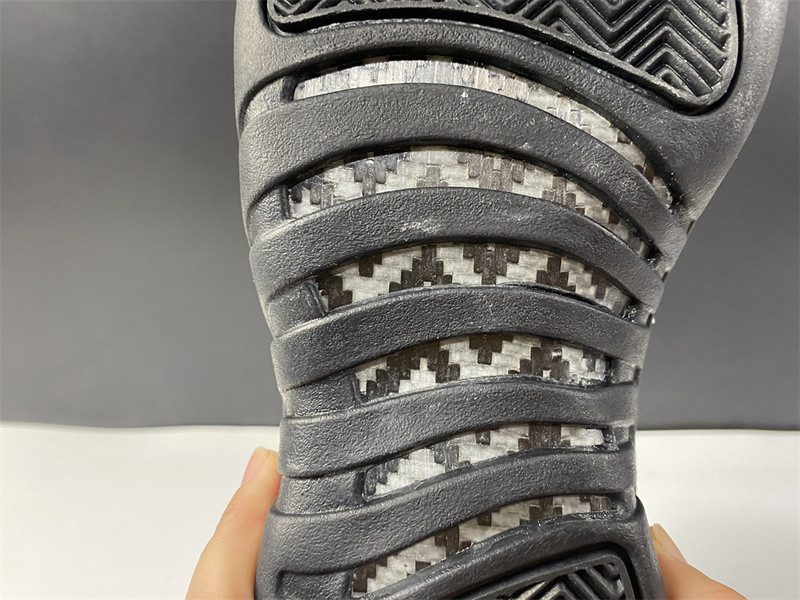 air jordan 12 xii suede taxi release dae ct8013-170