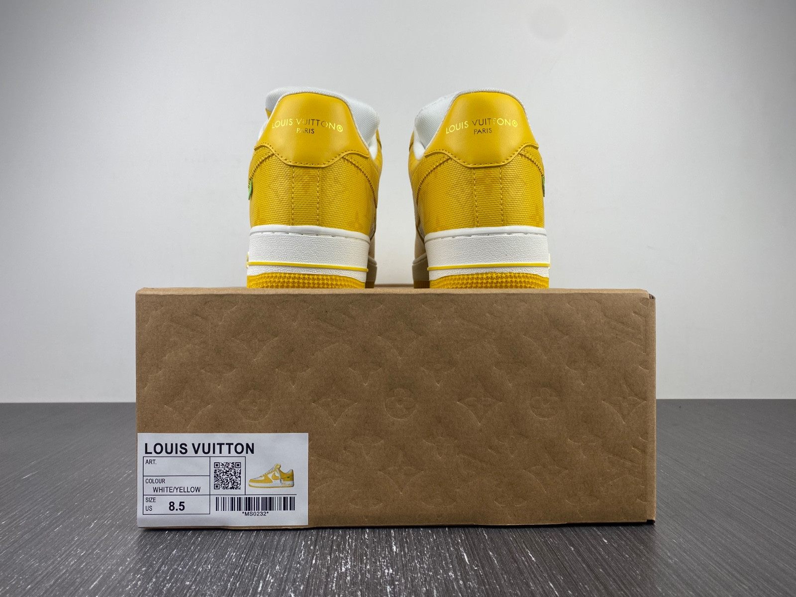 lwe sneaker