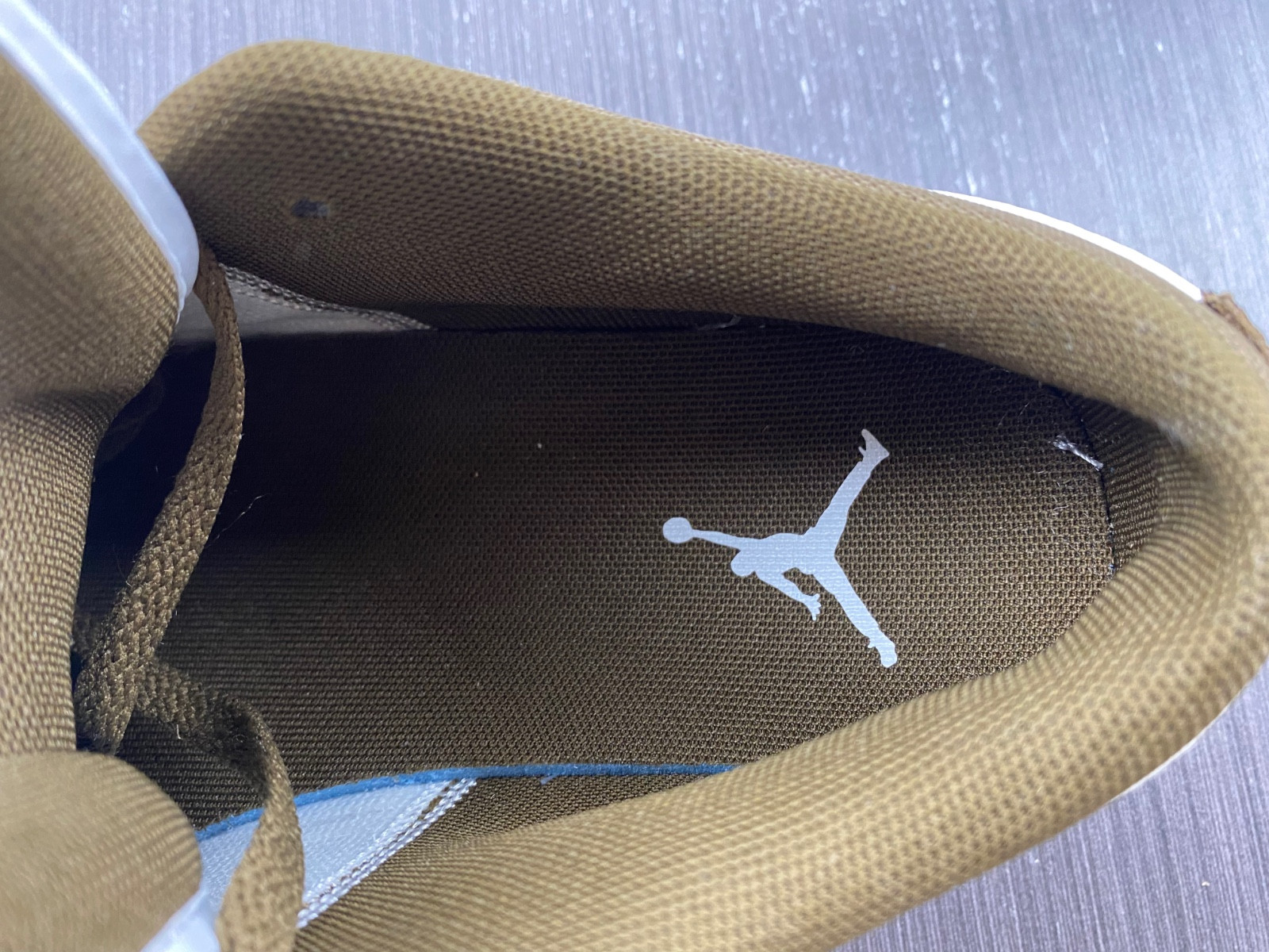 jordan 1 low se light olive (w) - dv0426-301