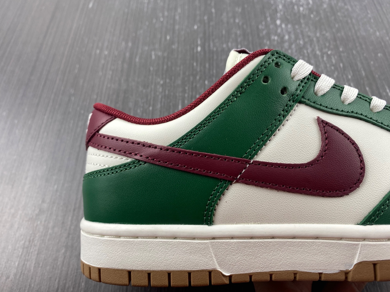 nike dunk low "gorge green" fb7160-161