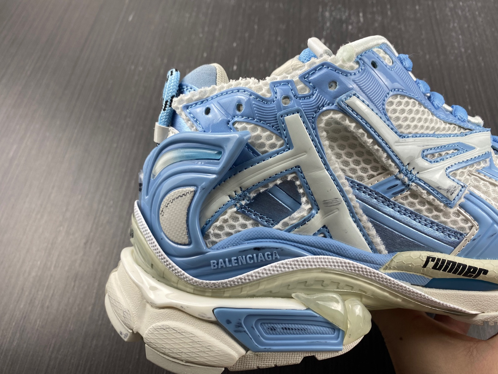 Ba*len*cia*ga runner sneaker