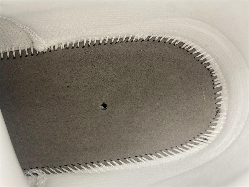 air jordan 11 low “university blue” 528895-106