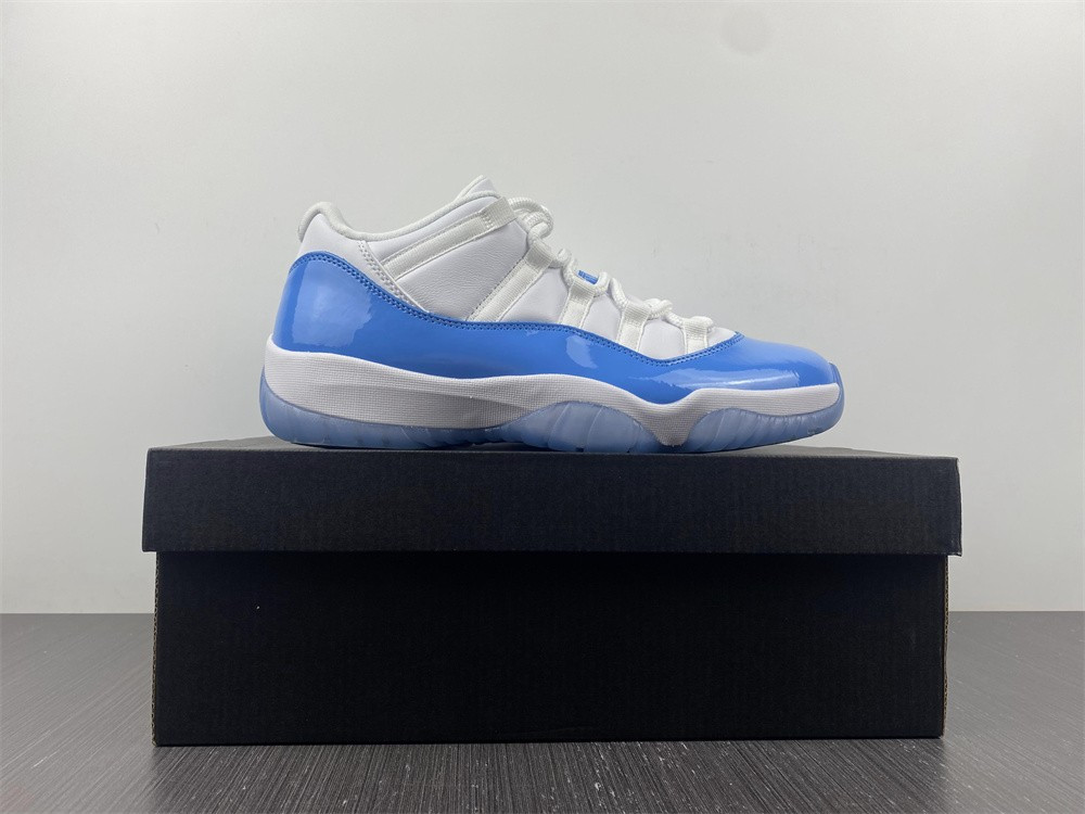 air jordan 11 low “university blue” 528895-106