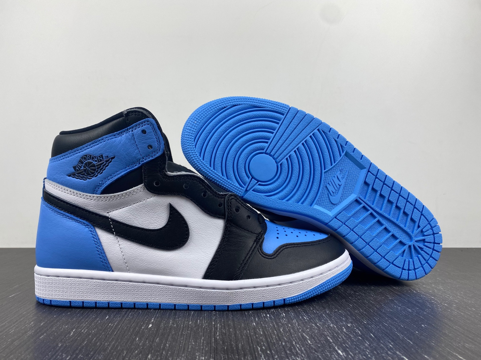 air jordan 1 high og university blue dz5485-400