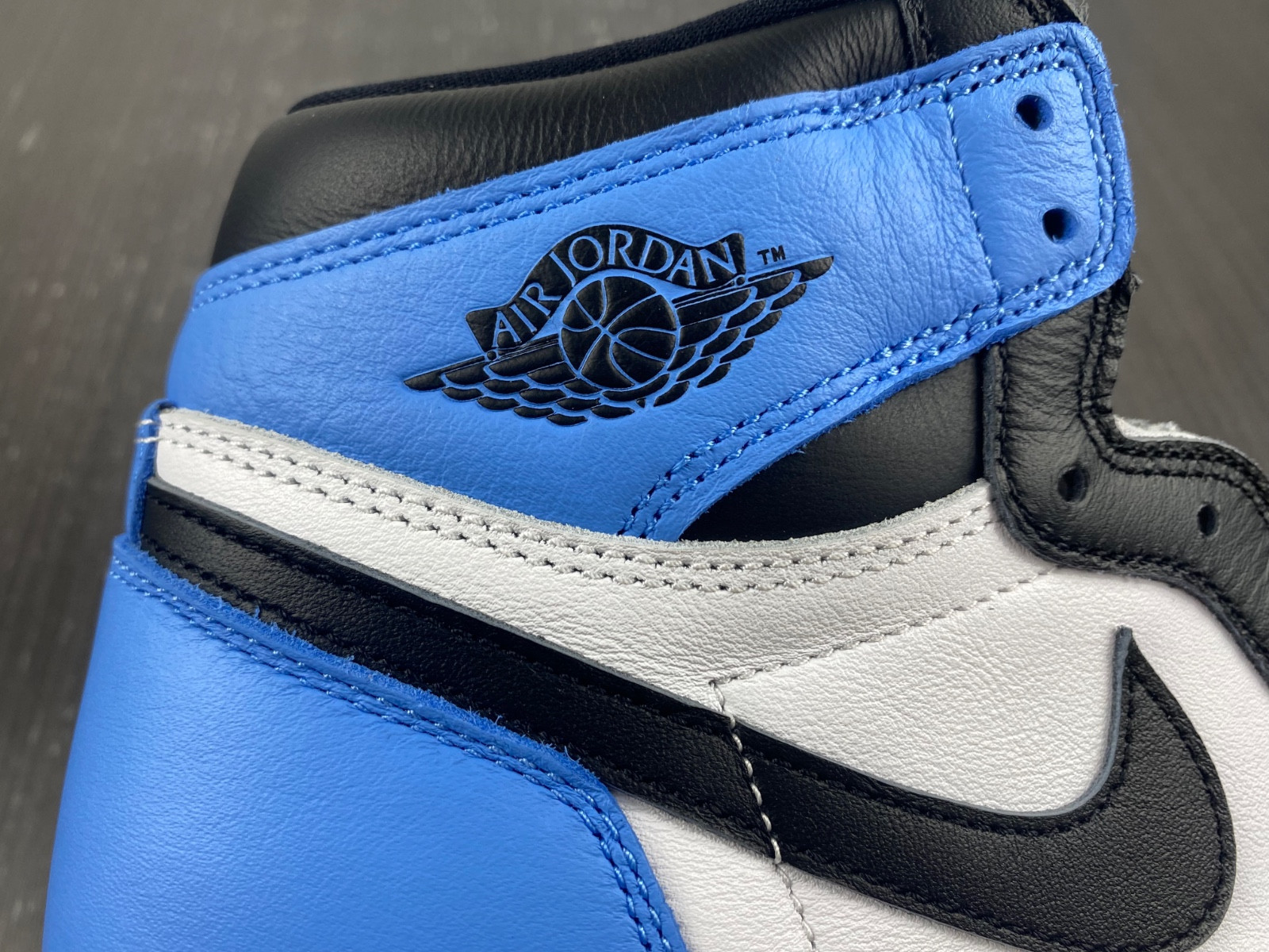 air jordan 1 high og university blue dz5485-400
