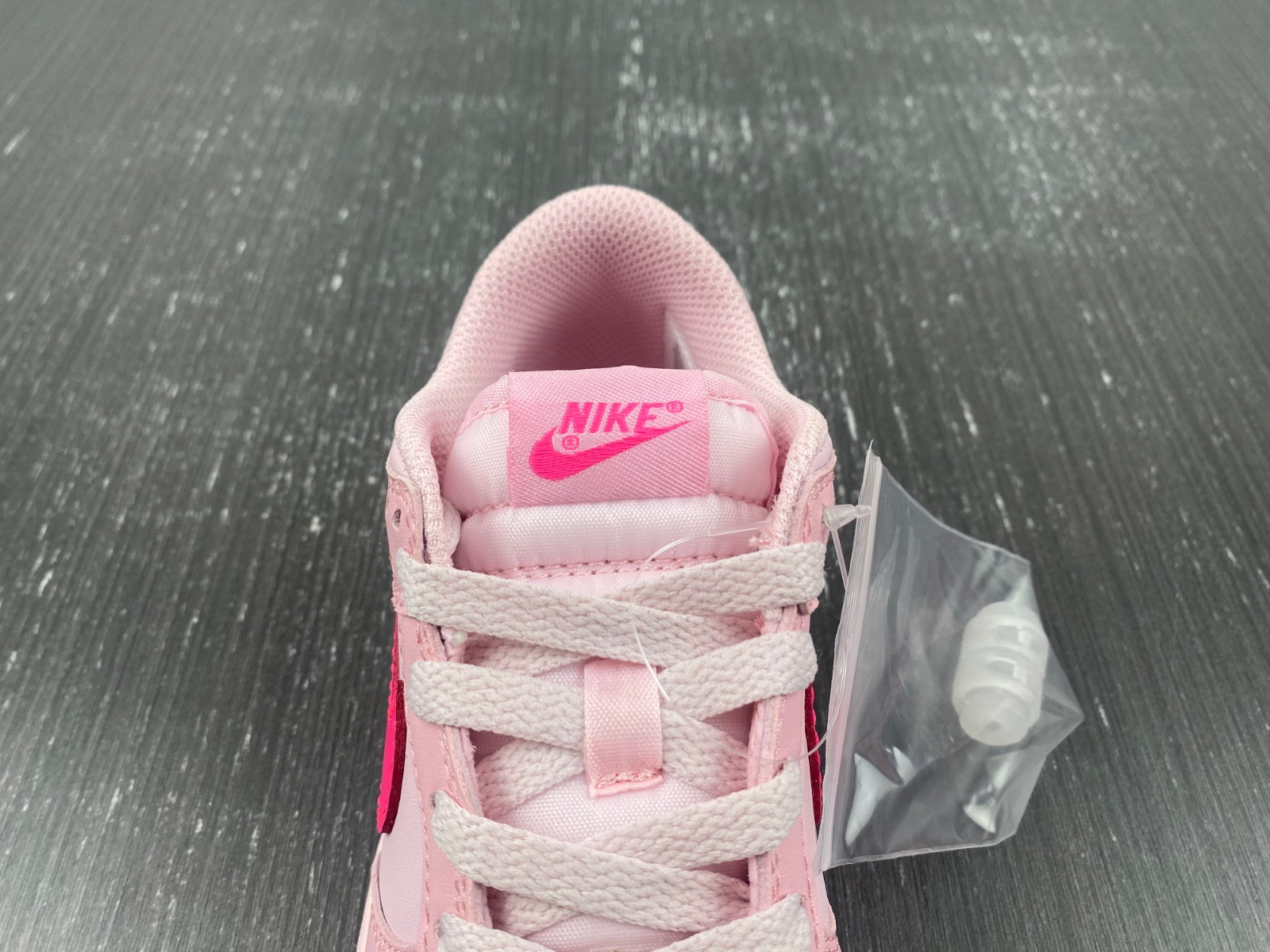 nike dunk low triple pink (ps) kids