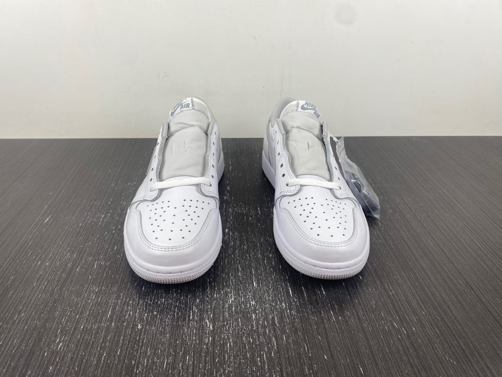 jordan mens air jordan 1 low og cz0790 100