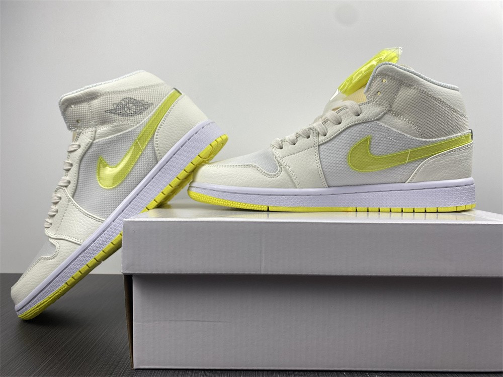 jordan 1 mid se voltage yellow (w) - db2822-107