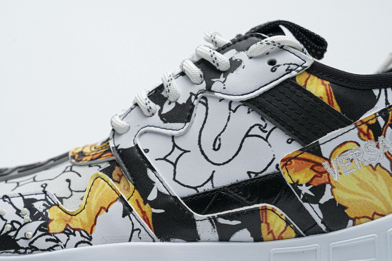 versace chain reaction sneakers