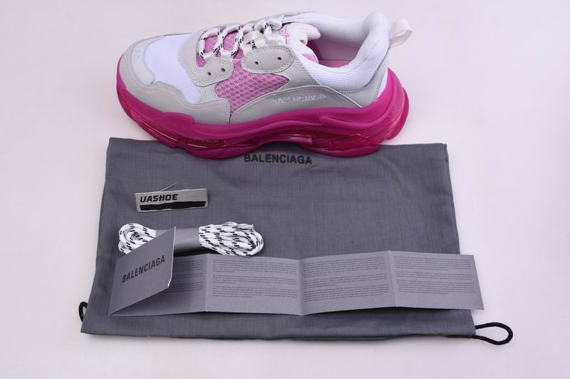 Ba*len*cia*ga triple s