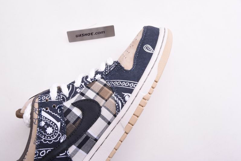 travis scott x nike sb dunk low ct5053-001