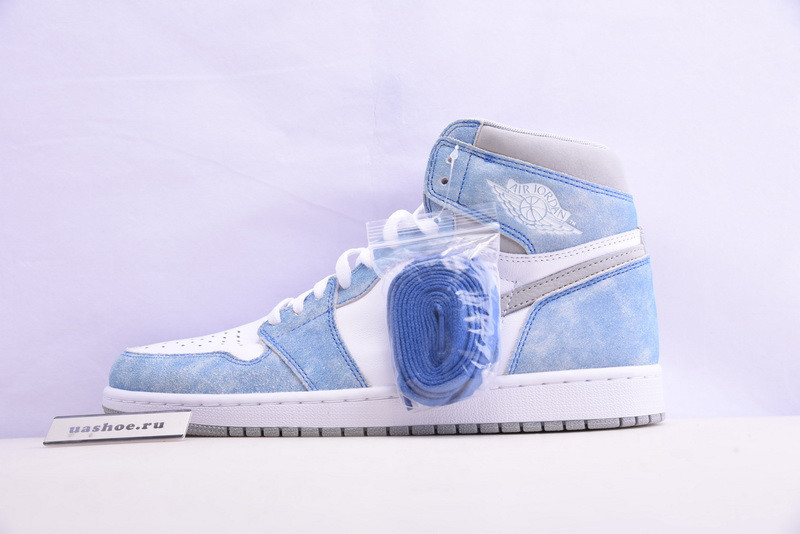 air jordan 1“ hype royal” 555088-402