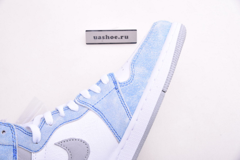 air jordan 1“ hype royal” 555088-402