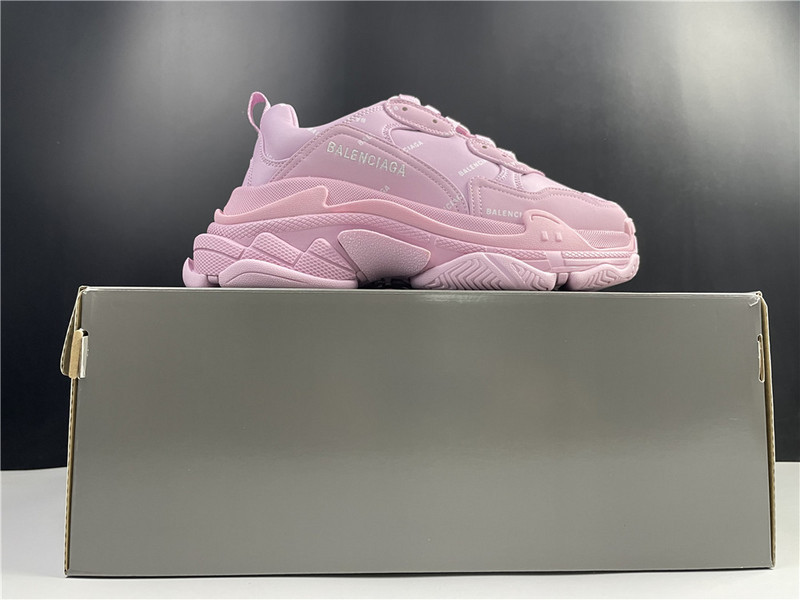 Ba*len*cia*ga triple s pink