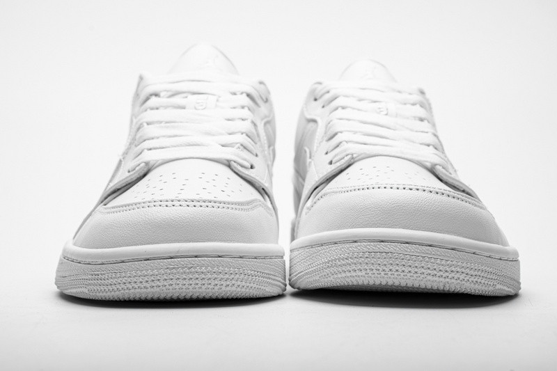 jordan 1 retro low pure platinum 553558-170