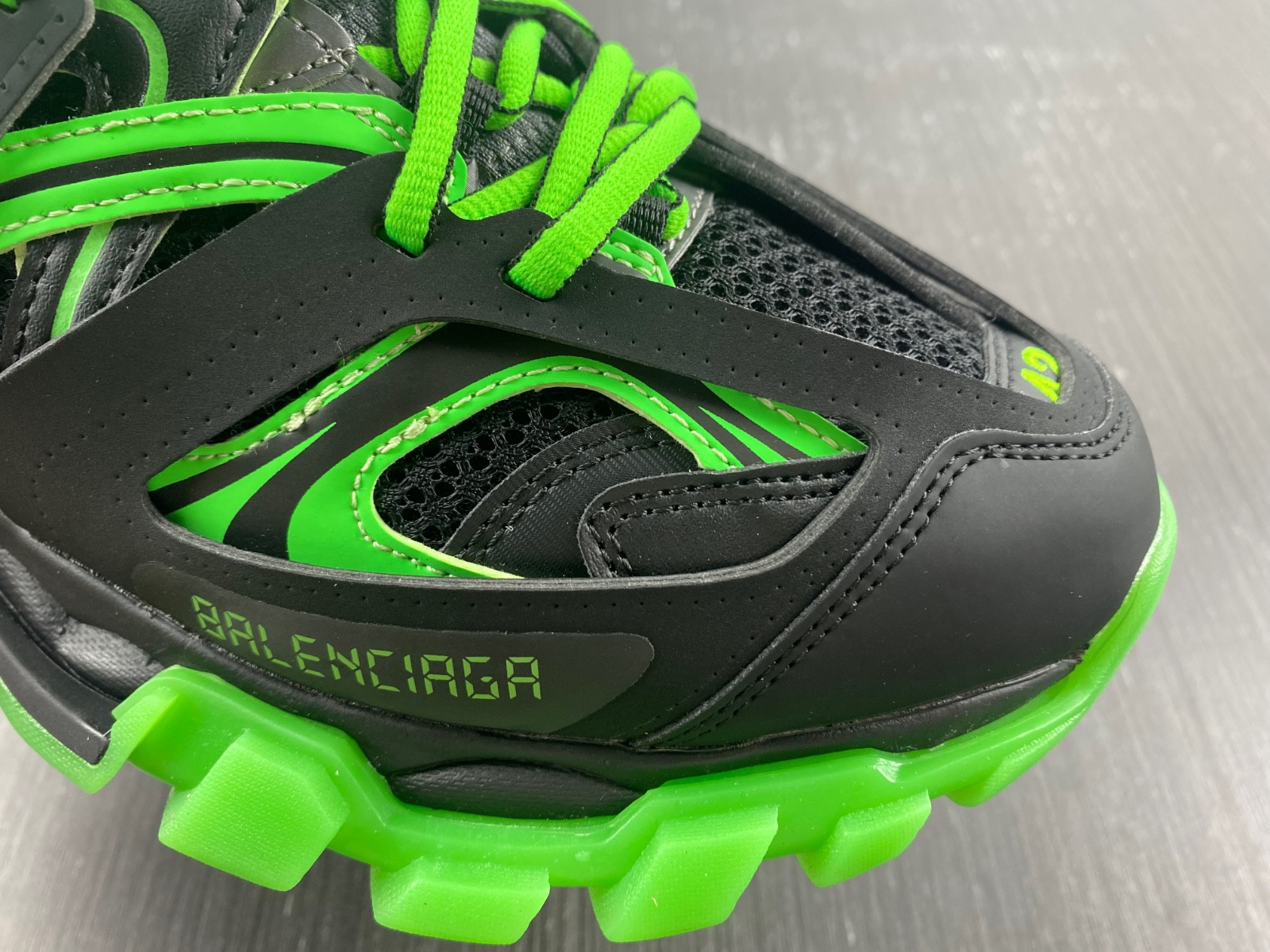 Ba*len*cia*ga track.3 sneaker