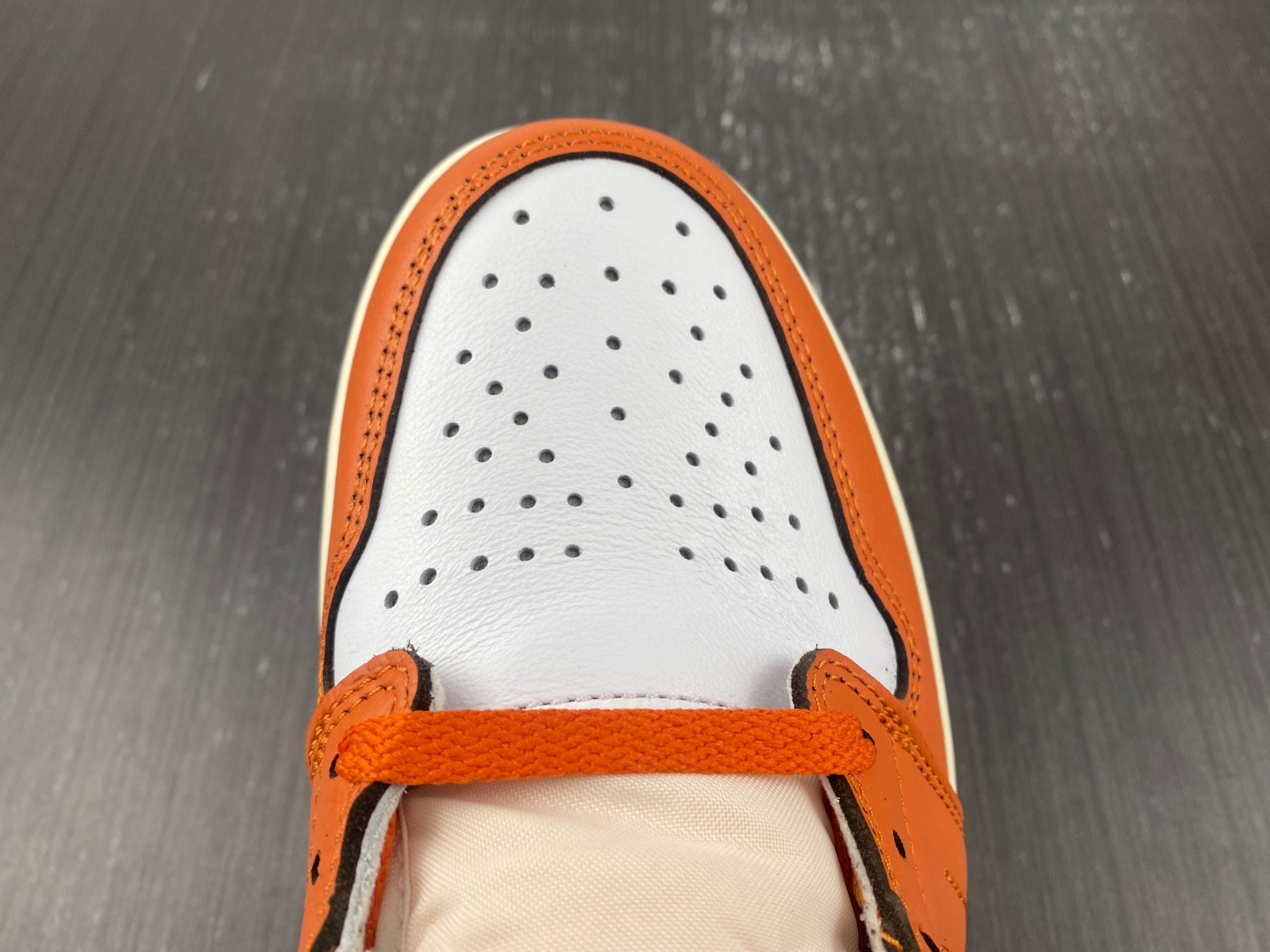 air jordan 1 high og wmns “starfish” do9369-101