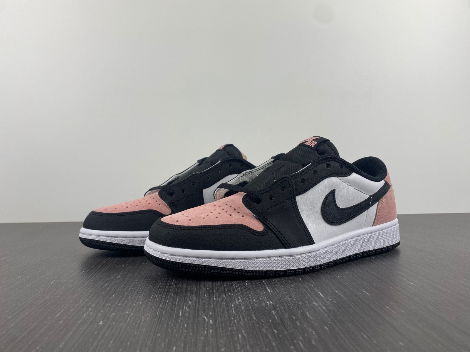 jordan 1 low og bleached coral - cz0790-061