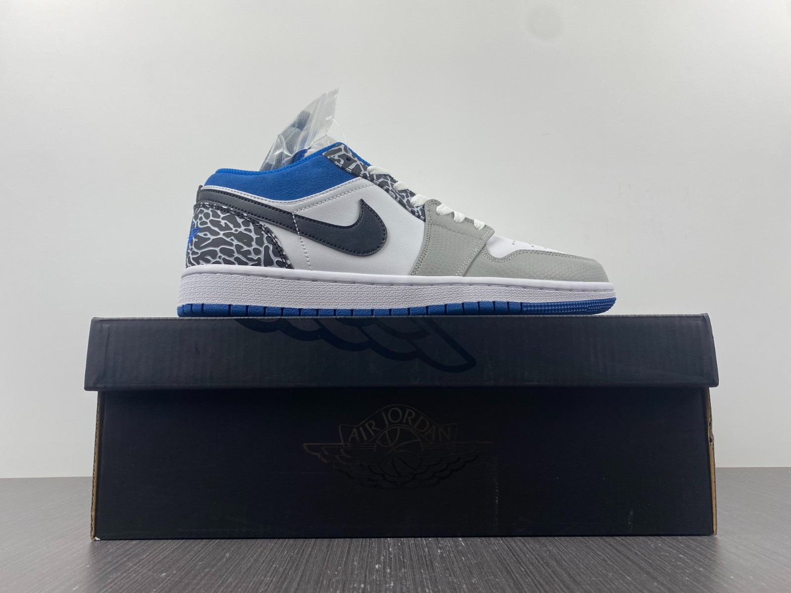 air jordan 1 low true blue dm1199-140