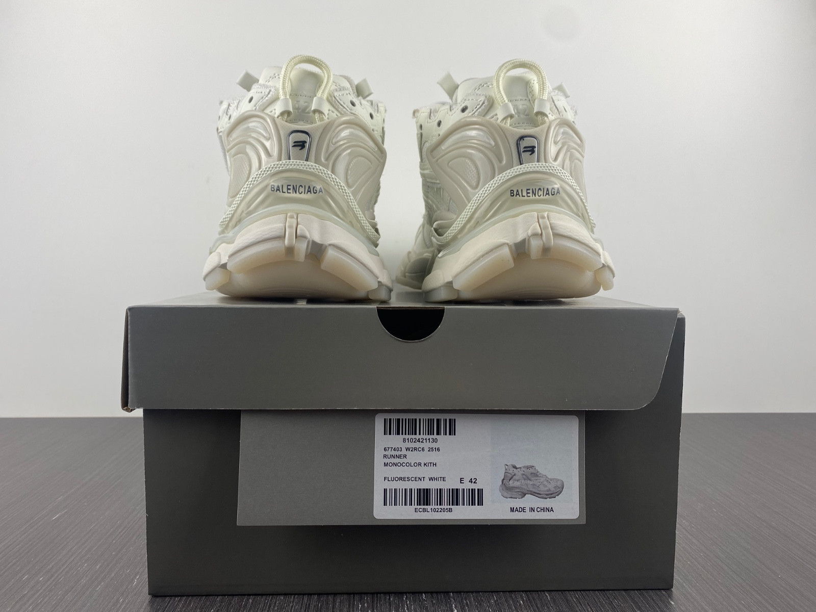 Ba*len*cia*ga runner sneaker