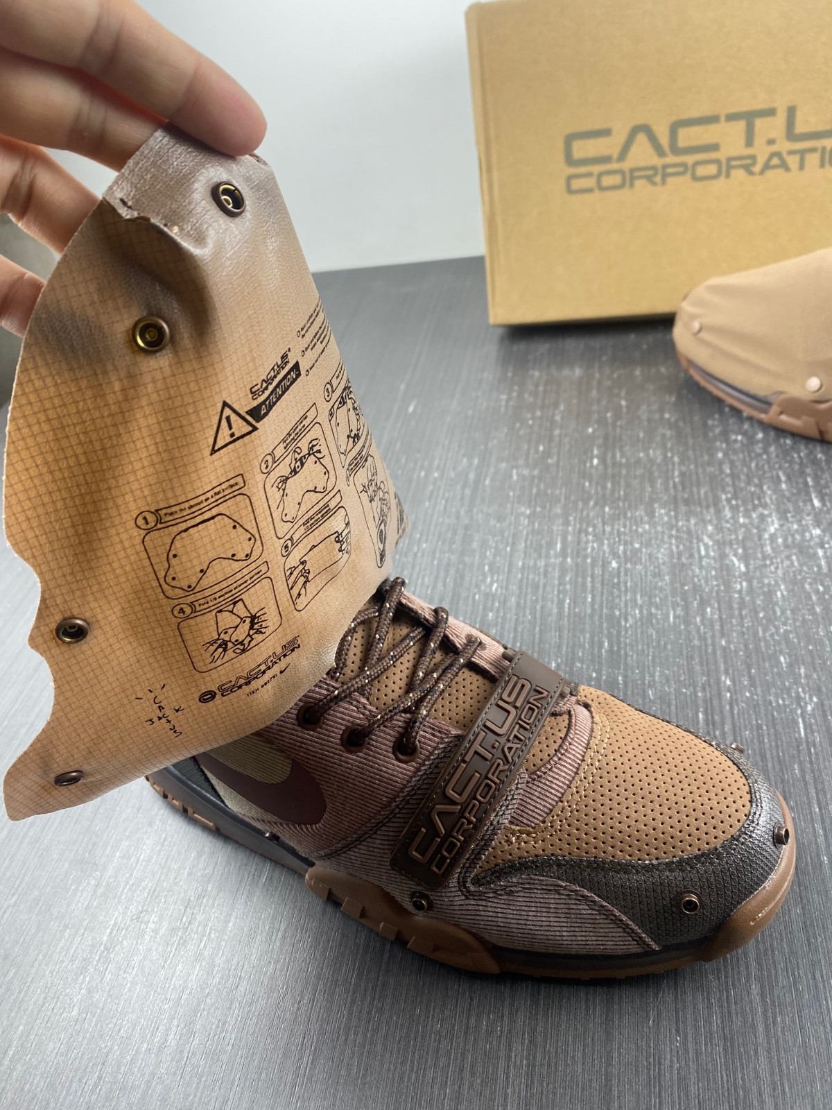 nike air trainer 1 sp travis scott wheat dr7515-200