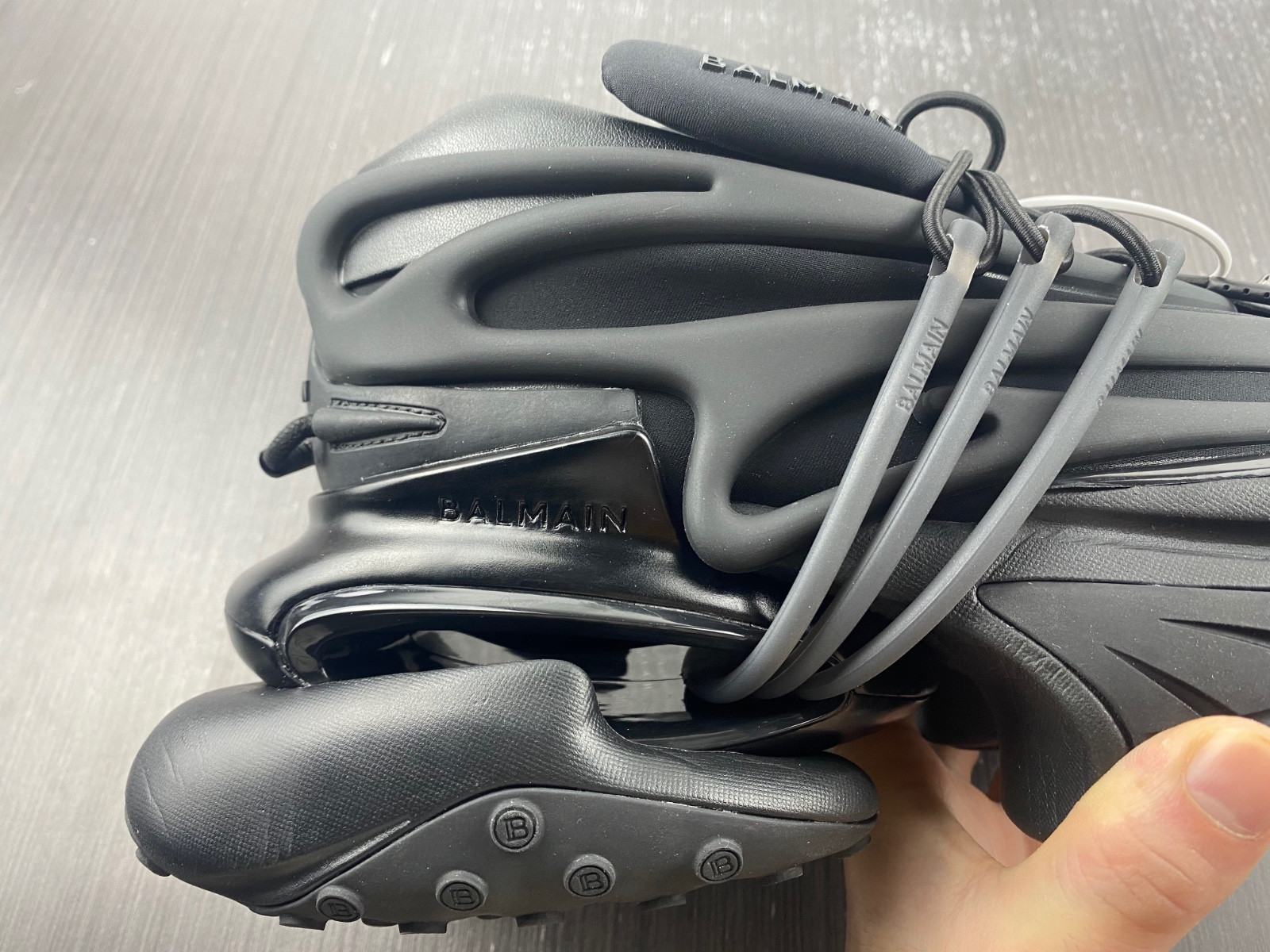 balmain leather unicorn low-top sneakers black men ym1vj309-knsc