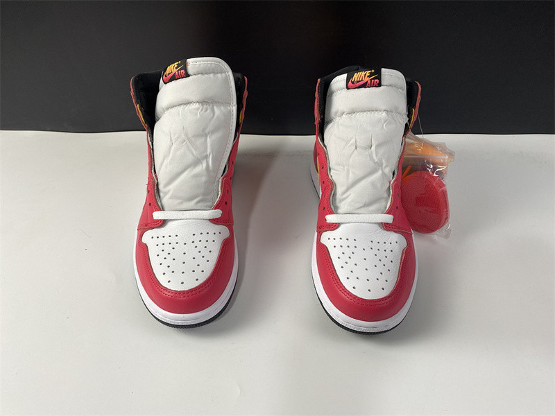 air jordan 1 high og“light fusion red” 555088-603
