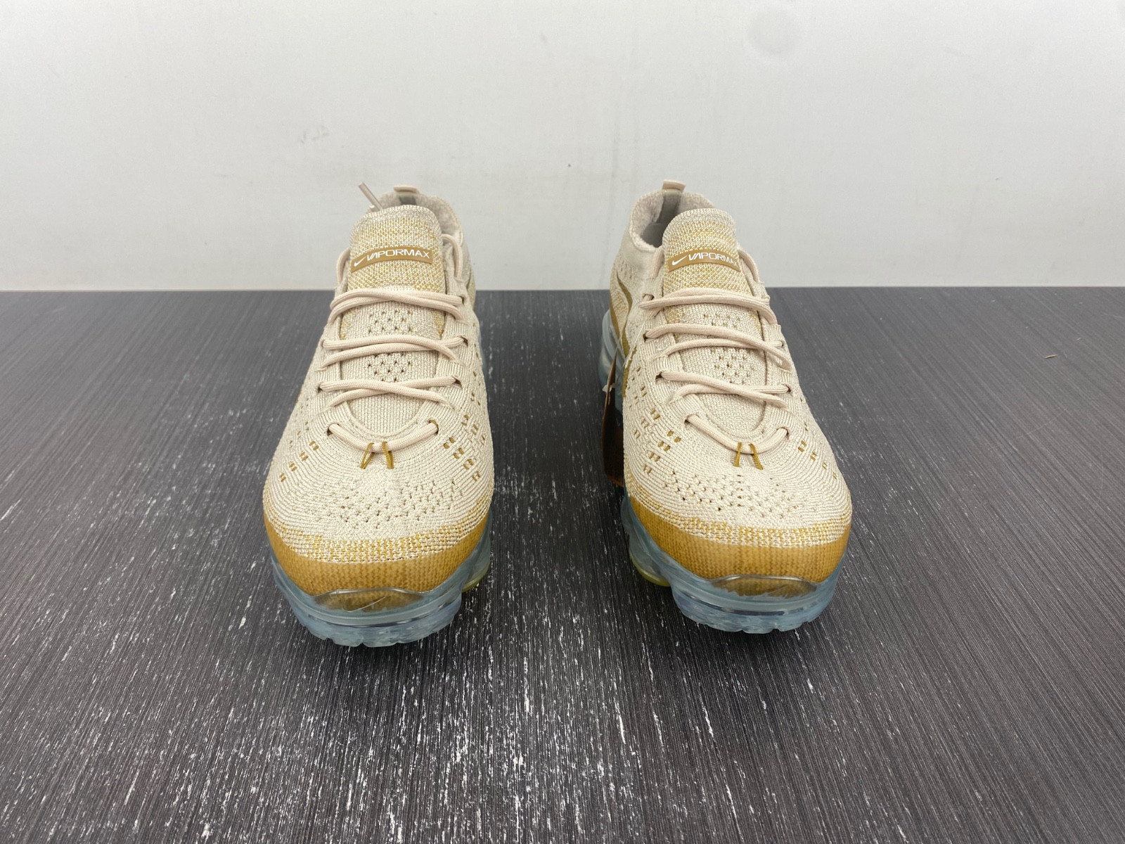 nike air vapormax 2023 flyknit tan dv1678-100