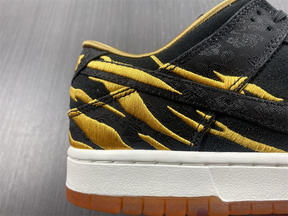 nike dunk low year of the tiger (2022) (gs) dq5351-001