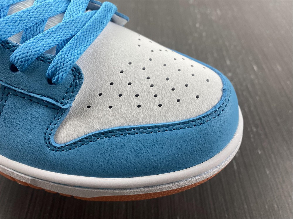 nike dunk low kyrie irving baltic blue (gs) dn4179-400