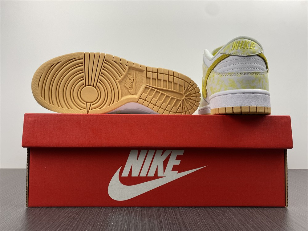 nike dunk low "yellow strike" dm9467-700