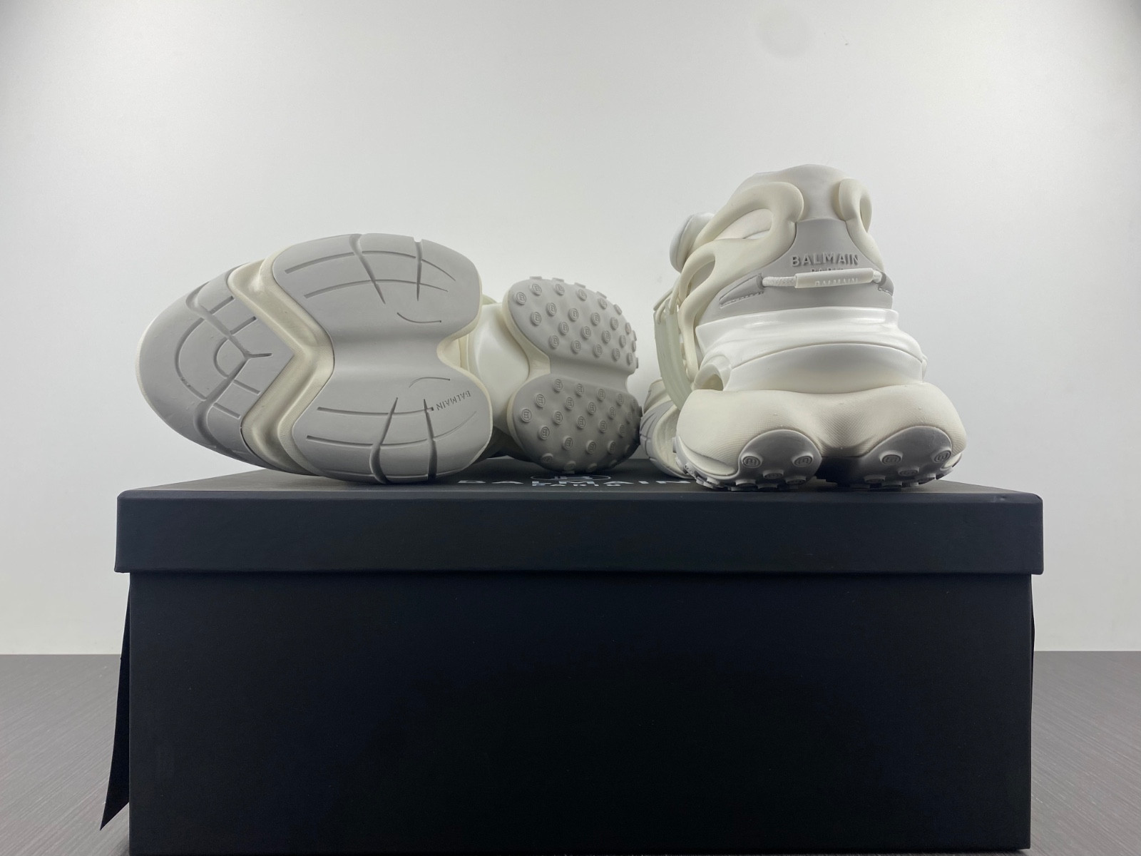 balmain neoprene and leather unicorn low-top sneakers am1vj309