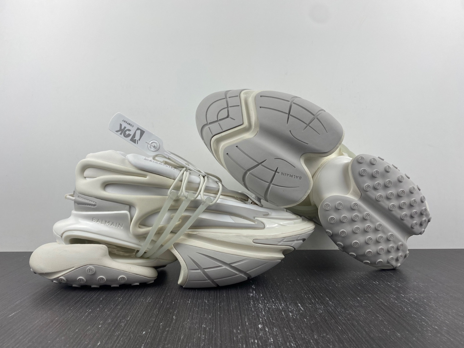 balmain neoprene and leather unicorn low-top sneakers am1vj309