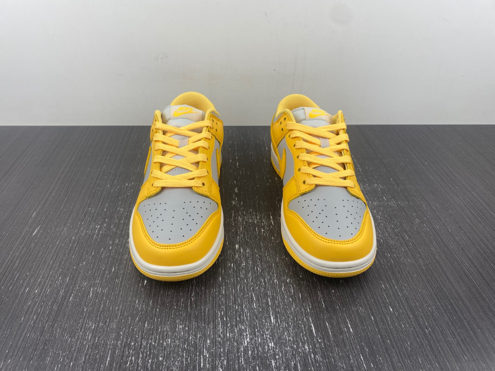 nike dunk low citron pulse (women