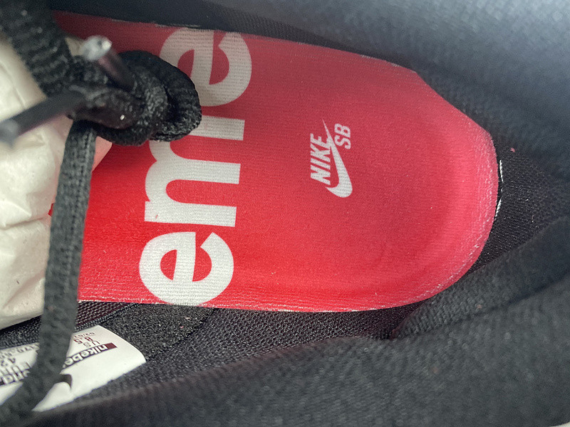 nike dunk sb low red cement (2012) 313170-600