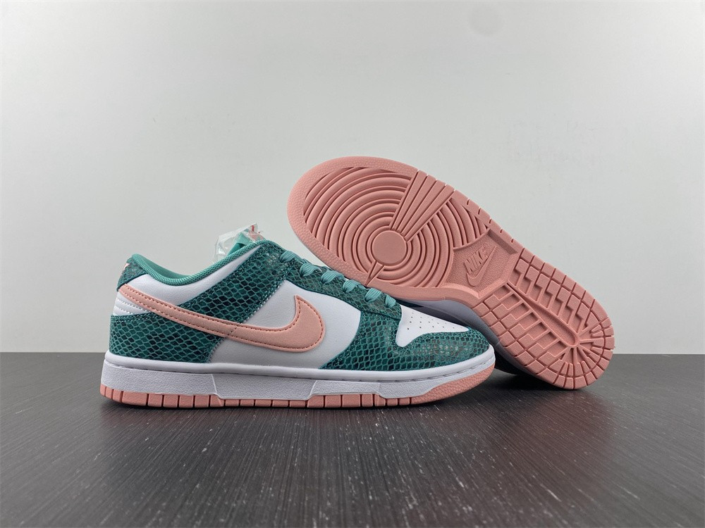 nike dunk low green snakeskin dr8577-300