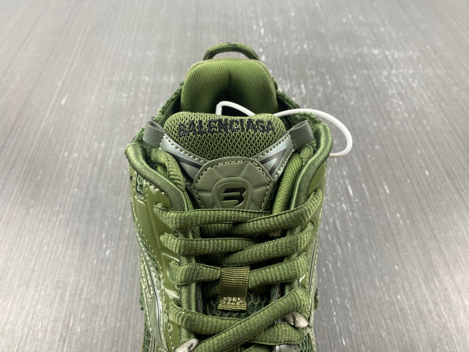 Ba*len*cia*ga runner sneaker