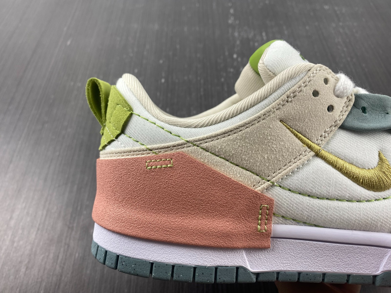 nike dunk low disrupt 2 easter pastel (w) - dv3457-100