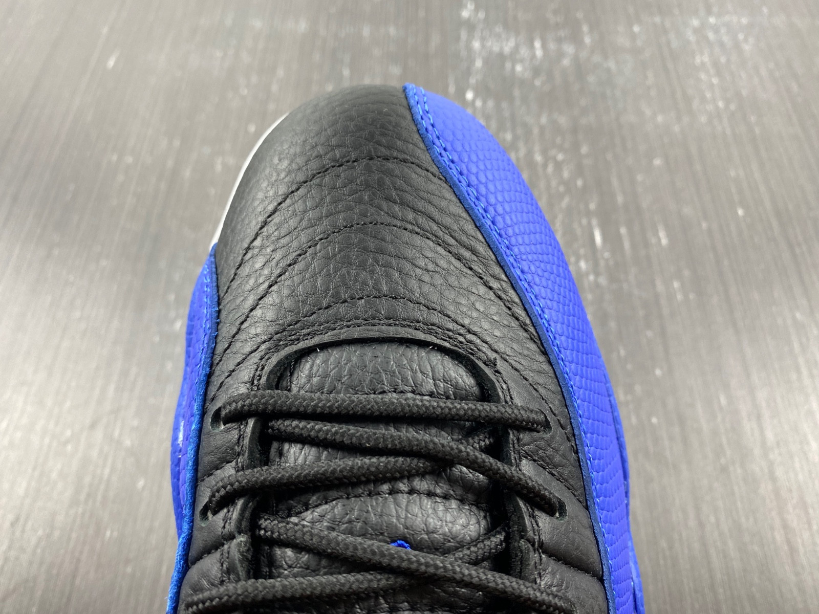 jordan 12 retro hyper royal (w) - ao6068-004