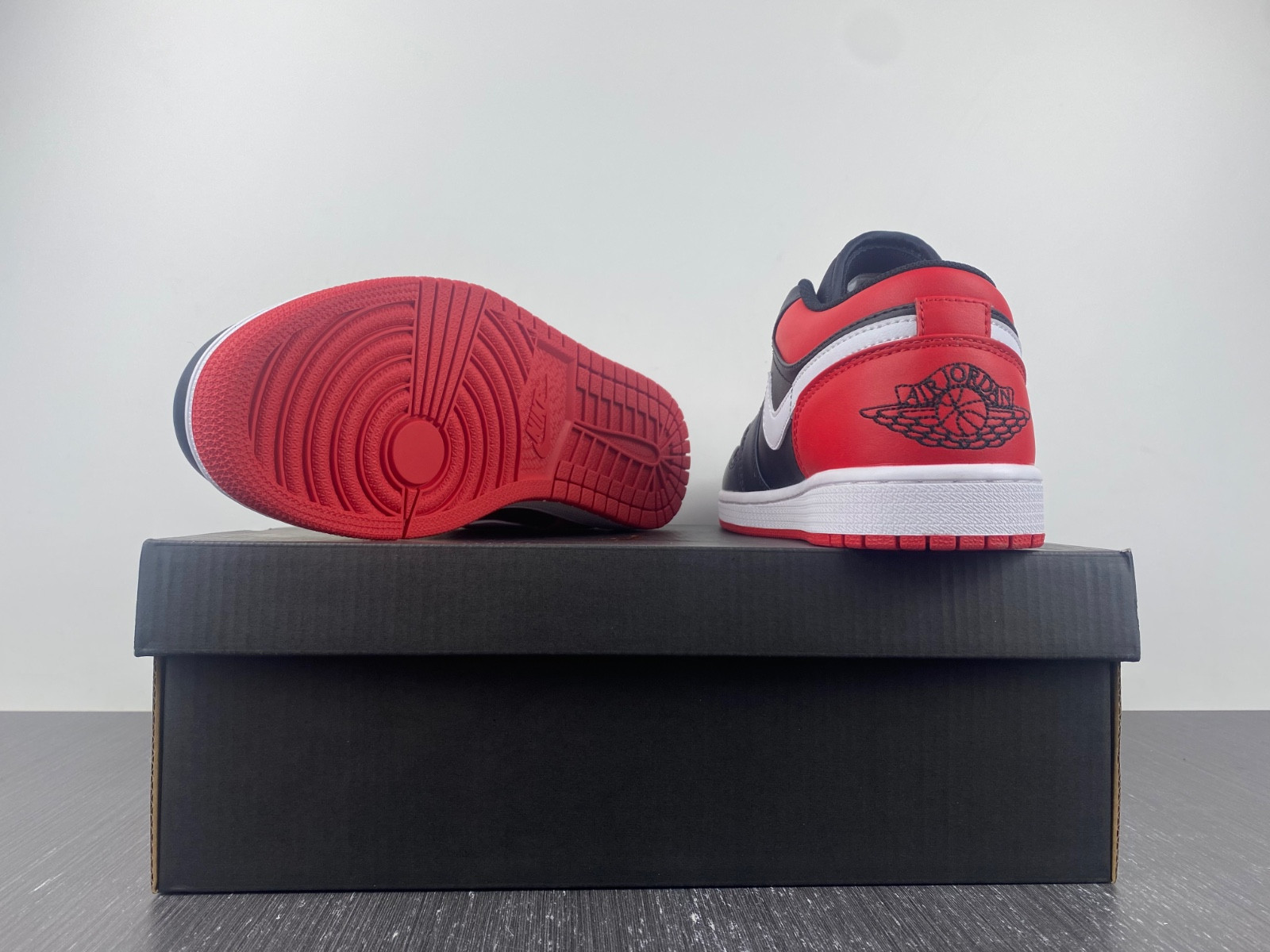 air jordan 1 low “alternate bred toe” 553558-066