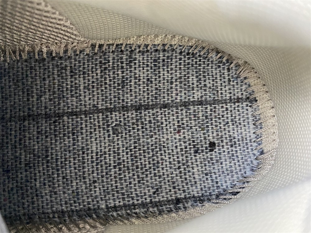 Ba*len*cia*ga triple s cream -colored sneaker