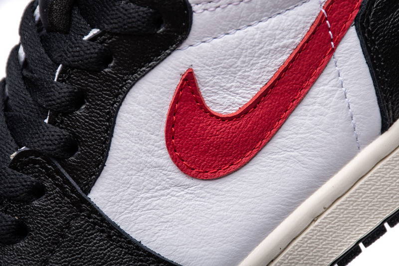 jordan 1 retro high black gym red 555088-061